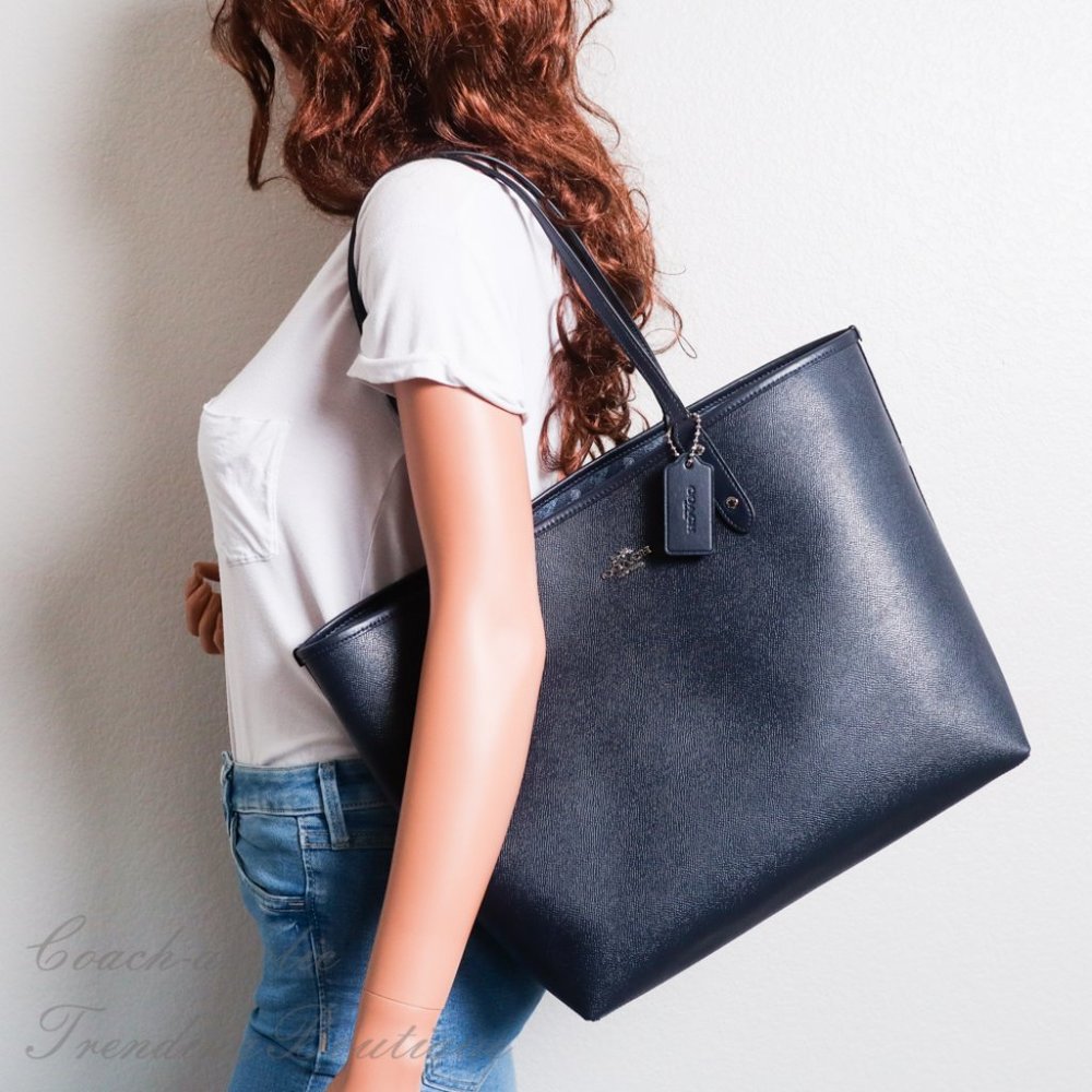NWT Coach Reversible Tote with Horse Print_3